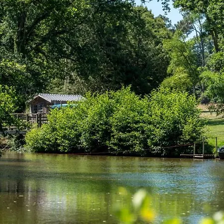Vakantiehuis Domaine De L'etabliere - Le Hameau *