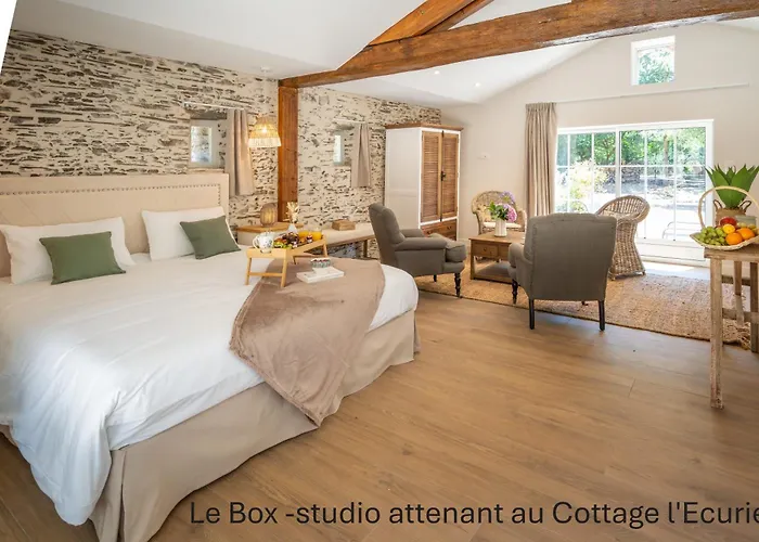 Domaine De L'etabliere - Le Hameau Villa *